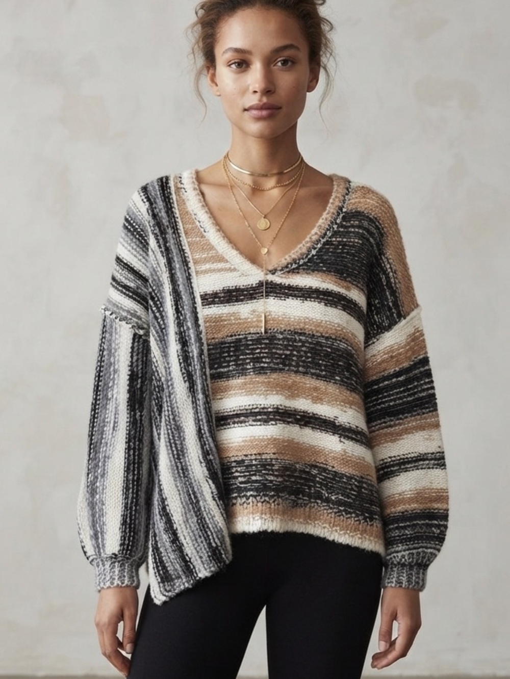 NWOT POL Oversized V-Neck Sweater Size M